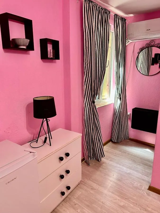 Guest house Happy Studios Opera 1-St Floor Varna Bulgaria